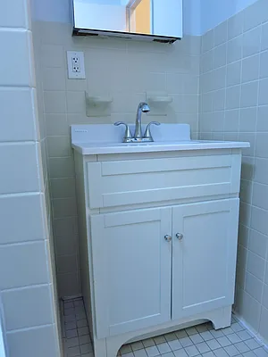 Rented by City & Suburban | media 41