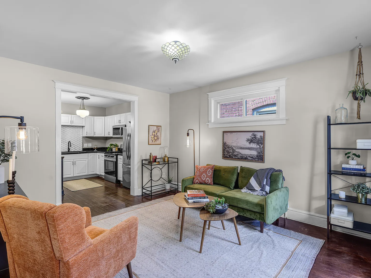 4 bed, 2.5 bath, 1750 sqft, $2,500 — Photo 3