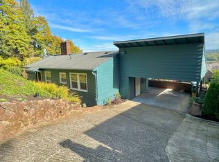 6821 S Corbett Ave, Portland, OR 97219