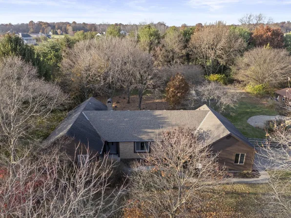 8290 Roberts Rd, Hilliard, OH 43026