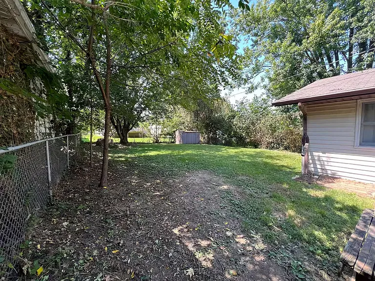 Tesoro Properties — Photo 11