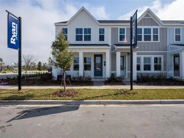 673 Four Leaf Ave, Debary, FL 32713