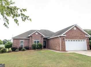 204 Faybrook Dr, Byron, GA 31008