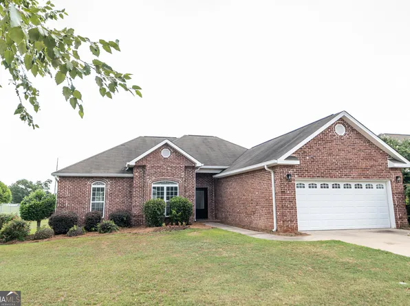 204 Faybrook Dr, Byron, GA 31008