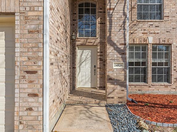 3rd image of 24826 Butterwick Dr