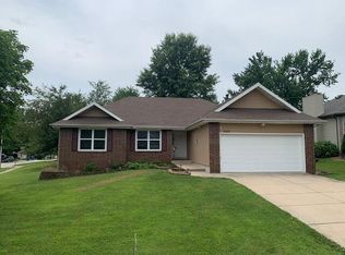 3218 E Lark St, Springfield, MO 65804