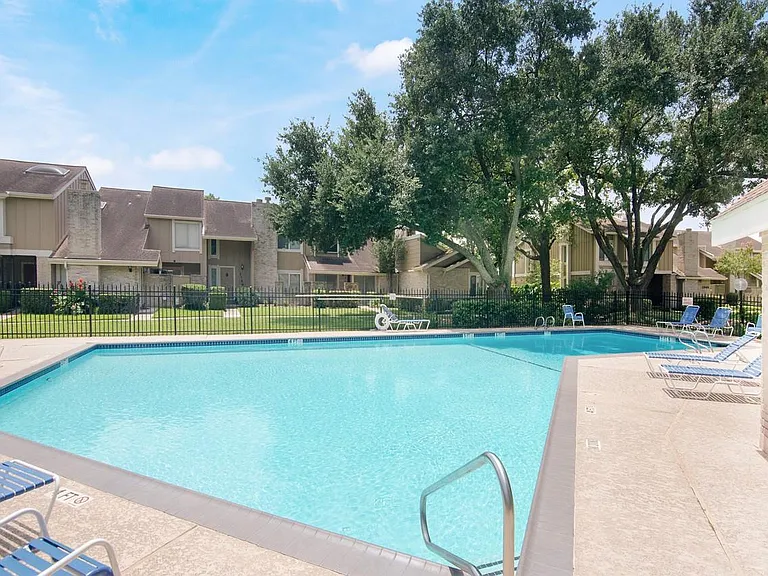 11681 Village Place Dr #257 — Photo 32