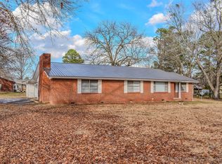 801 NE 4th St, Antlers, OK 74523
