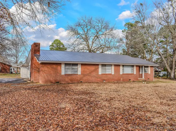 801 NE 4th St, Antlers, OK 74523