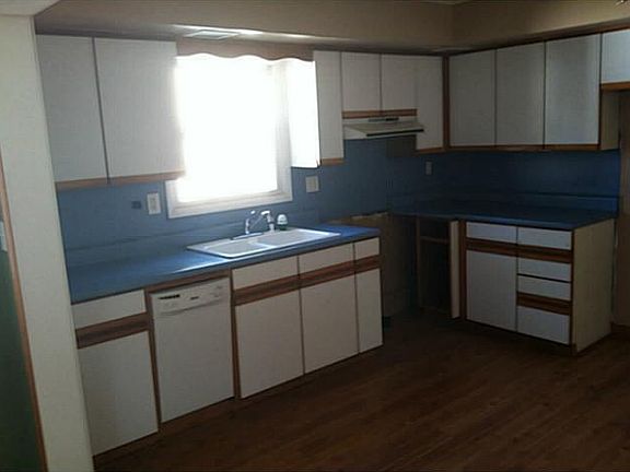 3rd image of 1474 Terrawenda Dr