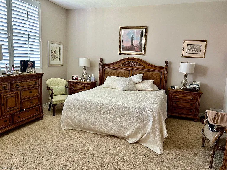 25259 Galashields Cir — Photo 12