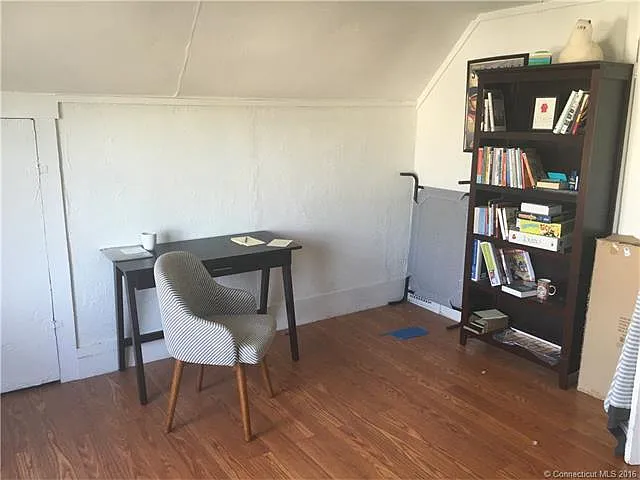 225 Whiting Ln #2 — Photo 11