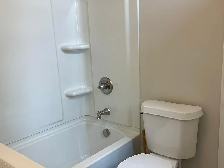 407 Mallory St — Photo 10