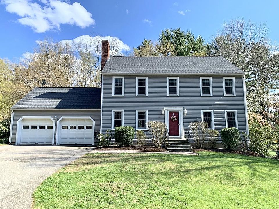 1st image of 4 Stillwater Heights Dr