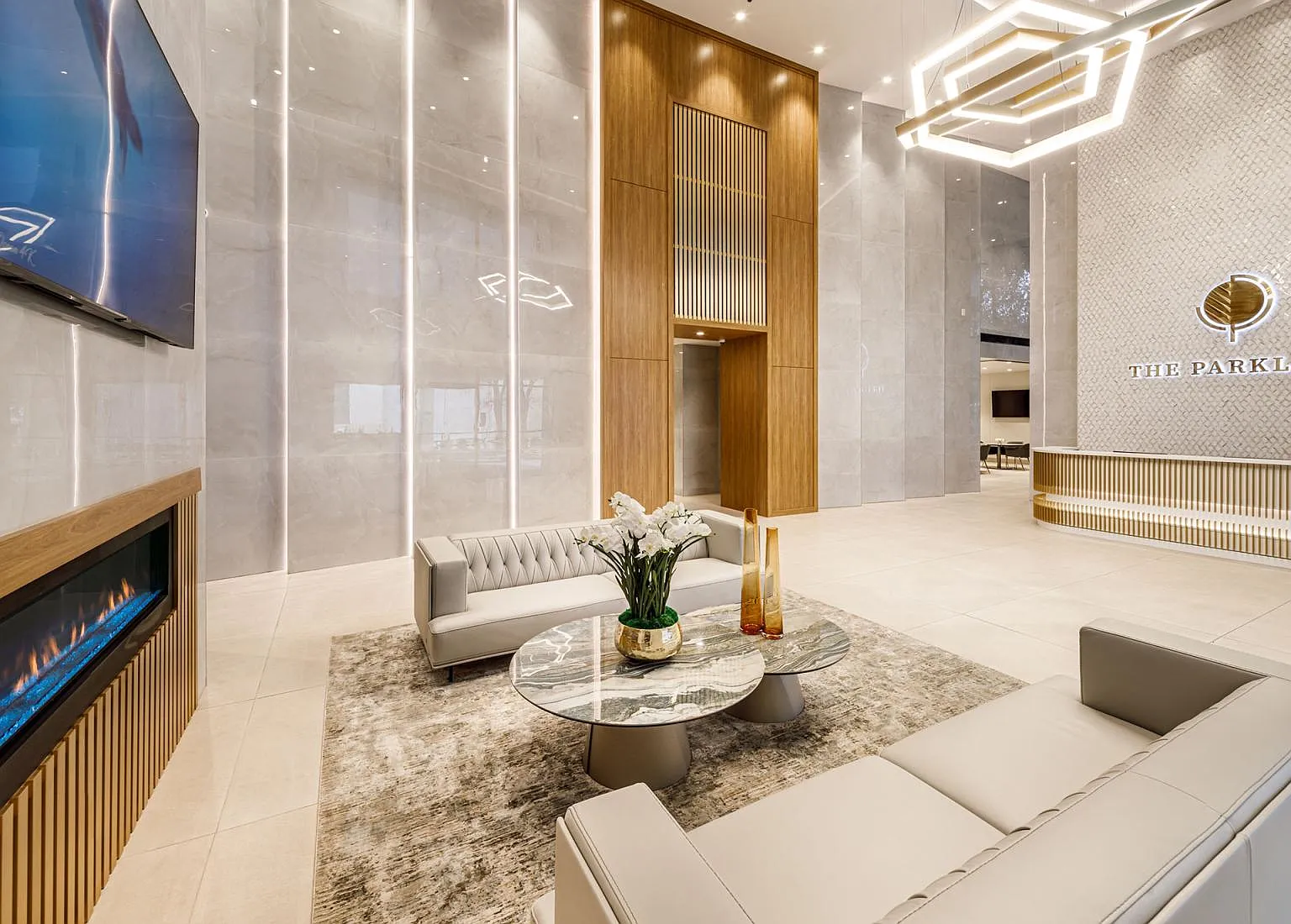 The Parklane — Photo 2