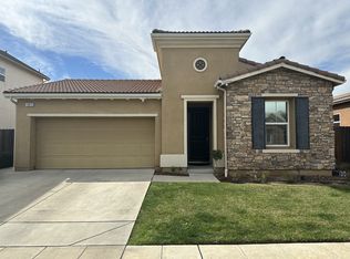 10619 N Whitney Ave, Fresno, CA