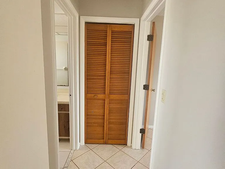 A-101 1221 SE 46th Ln. — Photo 11