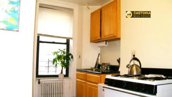 Rented by Francis Castoria LREB | media 1