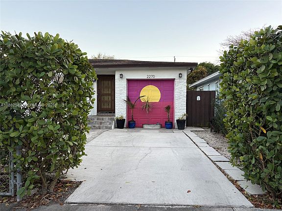 3rd image of 2270 SW 24th St