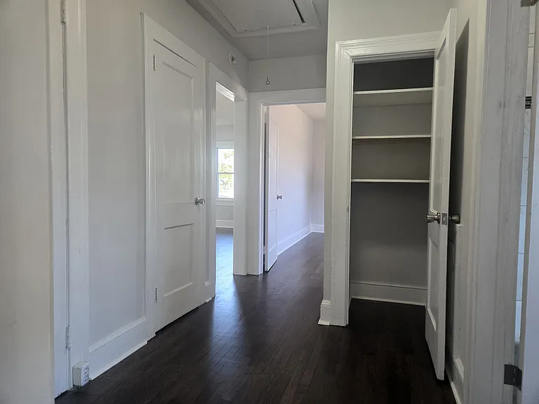 203 N Sylvan Dr — Photo 4