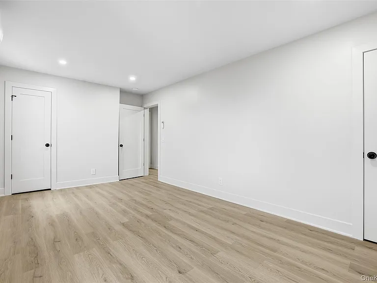 36 Dunwoodie St #1 — Photo 17