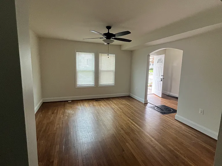58 W Green St — Photo 4