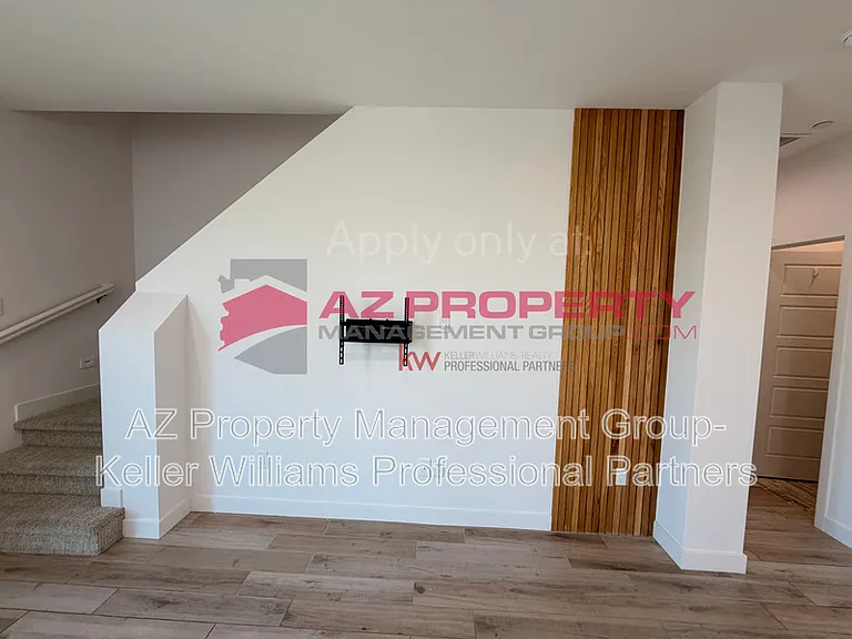 825 N 9th Ave #12 — Photo 16