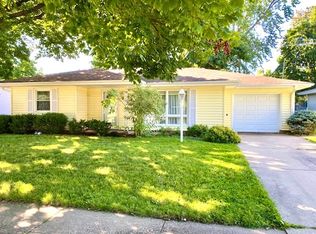 1403 E Le Fevre Rd, Sterling, IL 61081