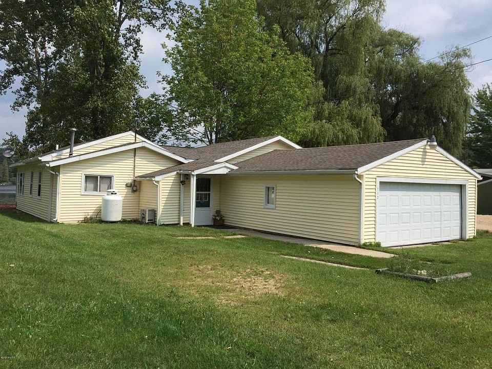 1st image of 212 Morse Dr