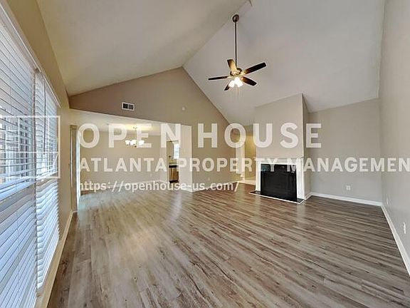 3rd image of 2705 Braemore Gln