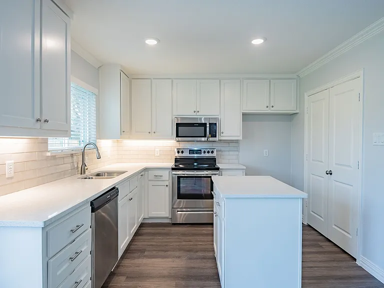 3462 Coronado Ct — Photo 12