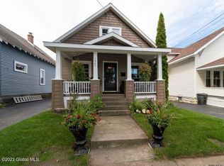 1067 Garner Ave, Schenectady, NY 12309