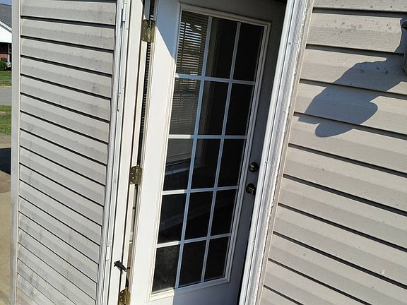 Missing Storm door