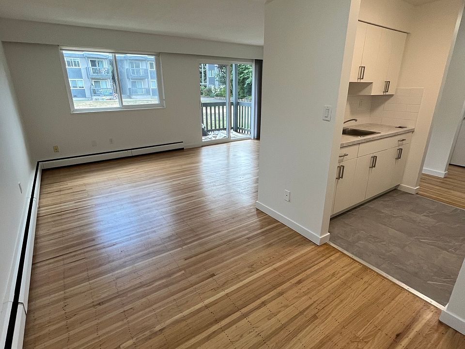 1st image of 1941 Garibaldi Way #117
