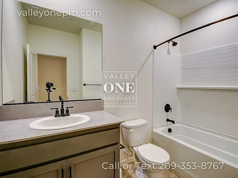 637 Mansfield Dr — Photo 18