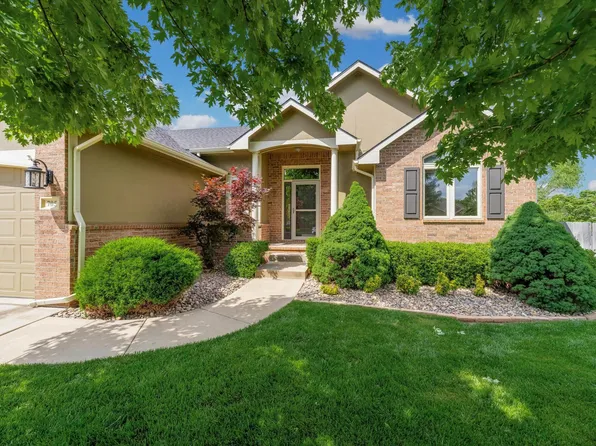 705 W Putter Ct, Andover, KS 67002