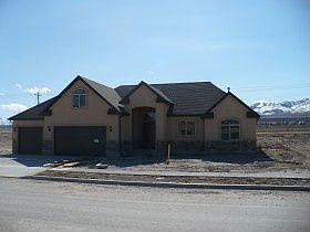 1st image of 865 N Silver Fox Dr
