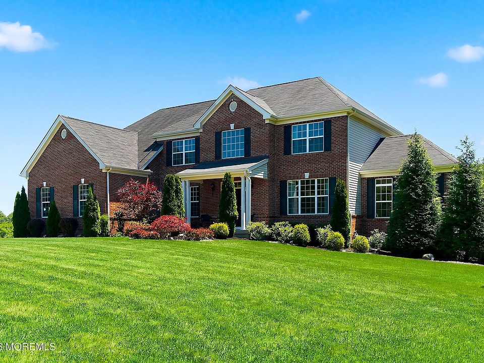 1st image of 6 Valley Court