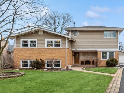 716 Lacrosse Ave, Wilmette, IL, 60091