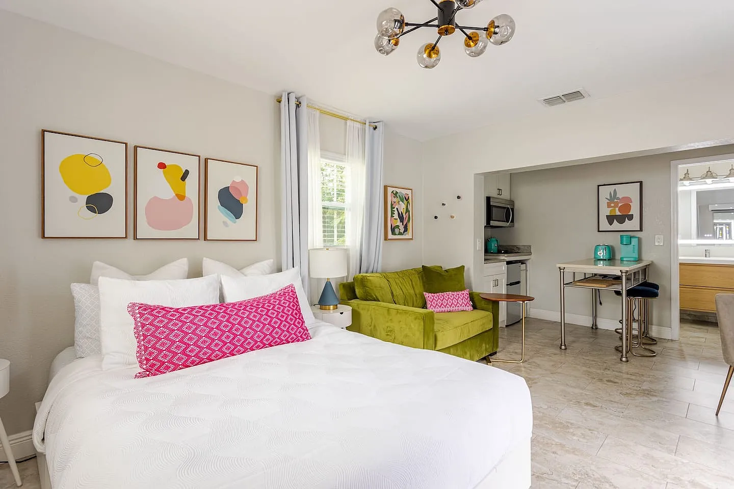 Studio, $1,995 — Photo 4