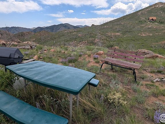 2nd image of 1360 Meadow Mountain Dr