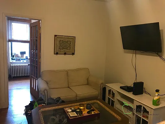 Rented by Bapple | media 25