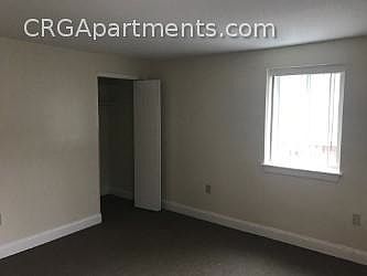 2nd image of 244 Garden St #16AB