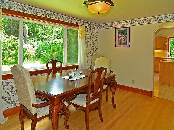 2nd image of 6508 Arnesen Ln SW