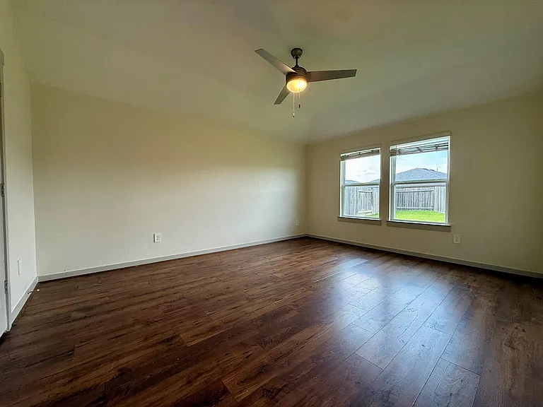 28930 Yukon River Ct — Photo 8