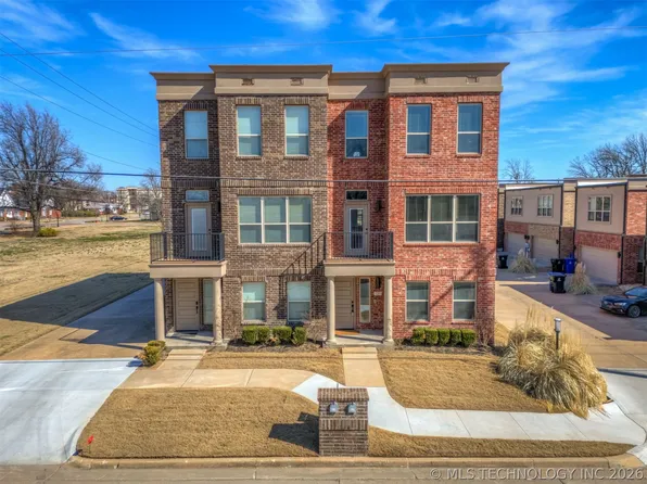 121 S Cedar Ave, Broken Arrow, OK 74012