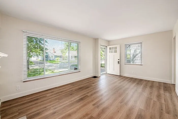 2135 Wesleyan Dr — Photo 3