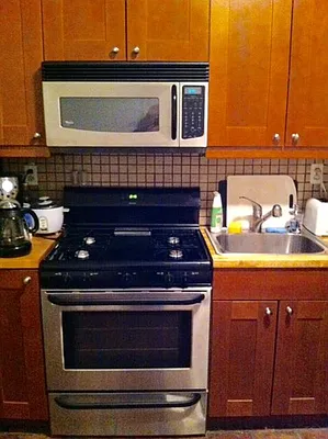 Rented by Bank Neary | media 98