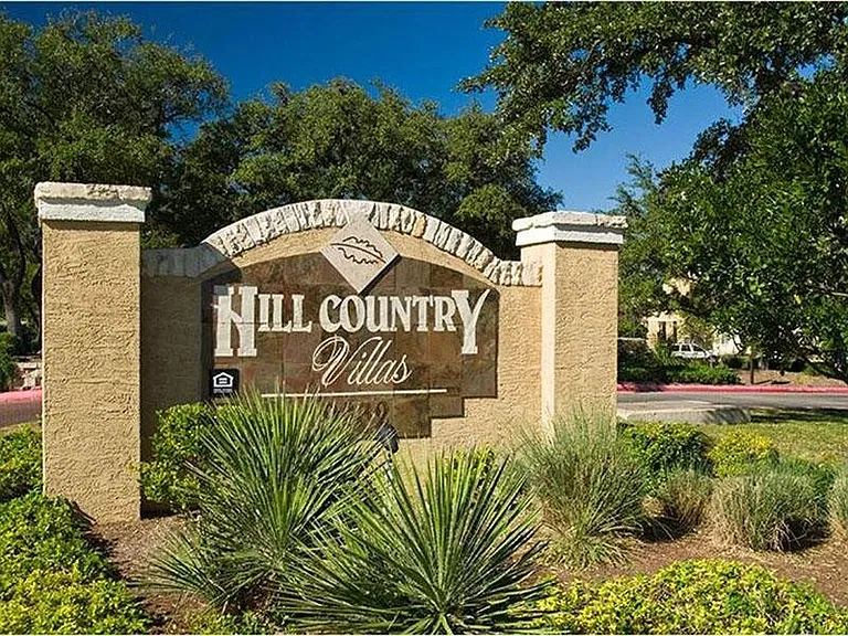 Hill Country Villas — Photo 24