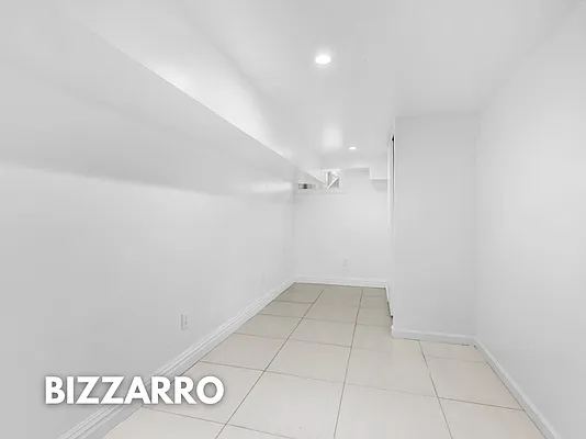 Rented by Bizzarro Agency | media 26